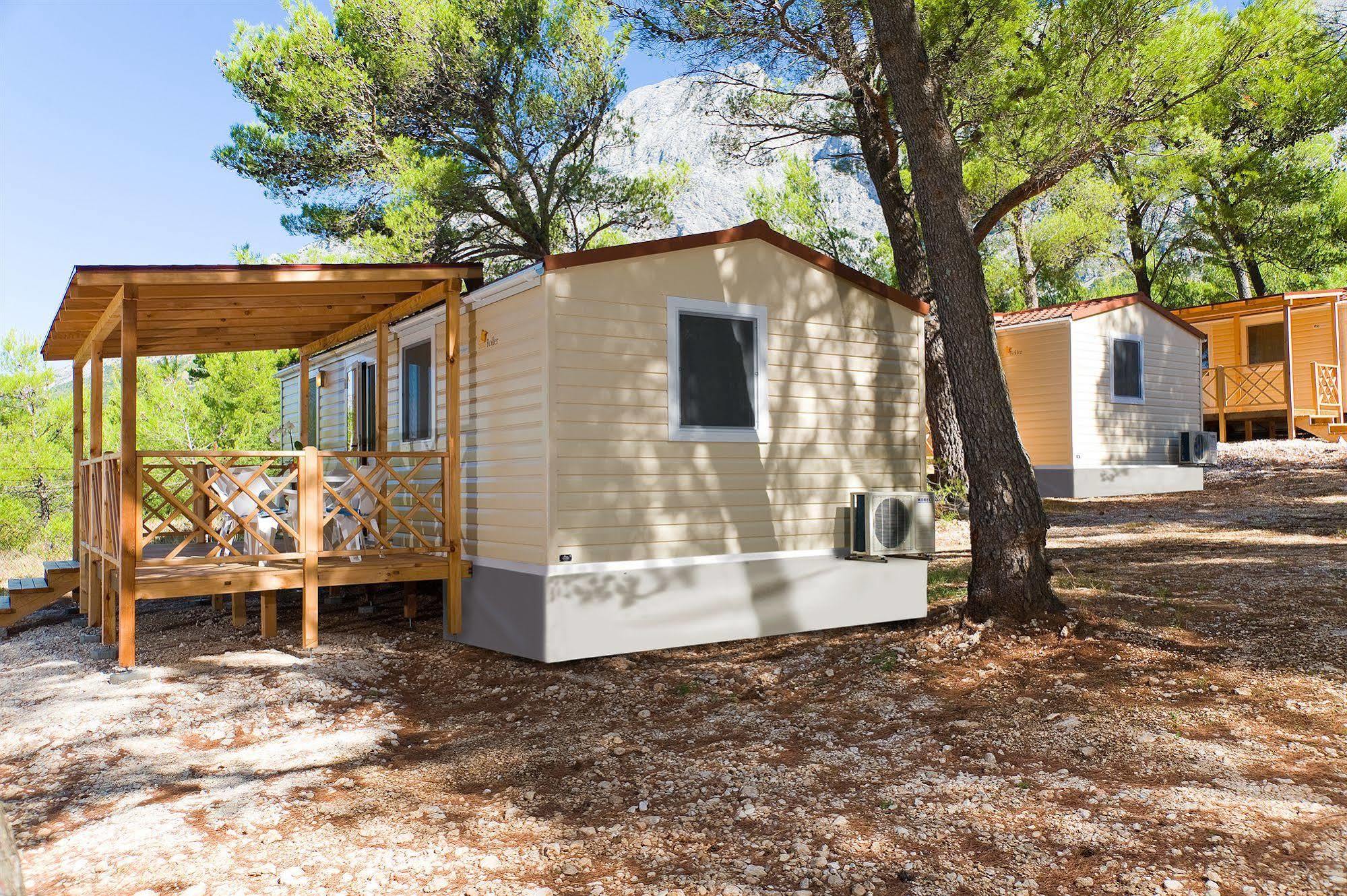 Mobile Homes Basko Polje Campground Baška Voda エクステリア 写真