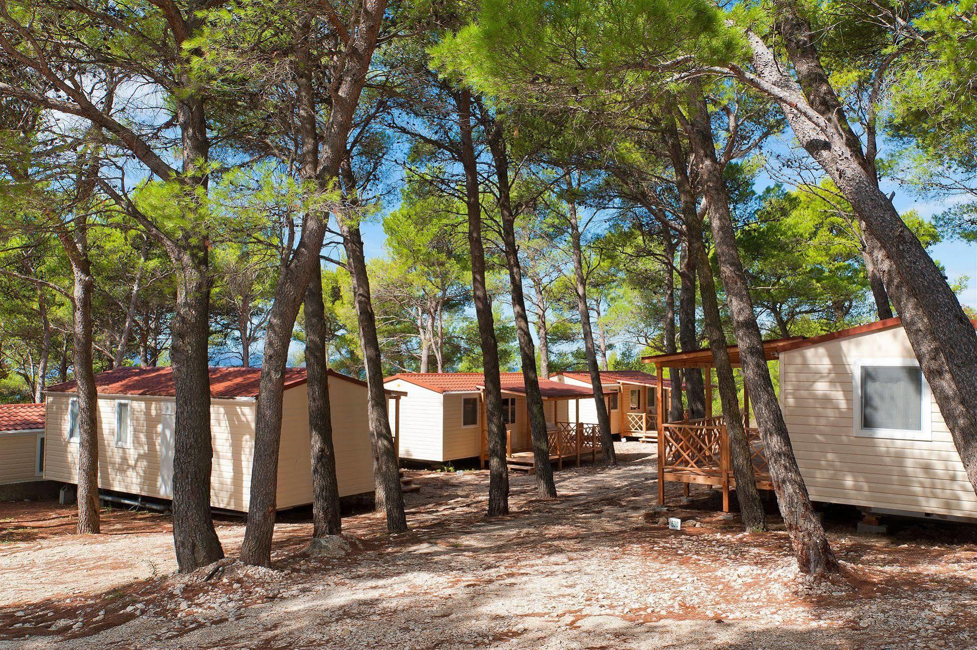 Mobile Homes Basko Polje Campground Baška Voda エクステリア 写真